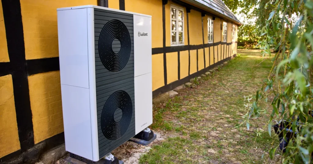 Varmepumpepuljen åbner 5. februar: Nu kan boligejere søge 27.000 kr. i tilskud