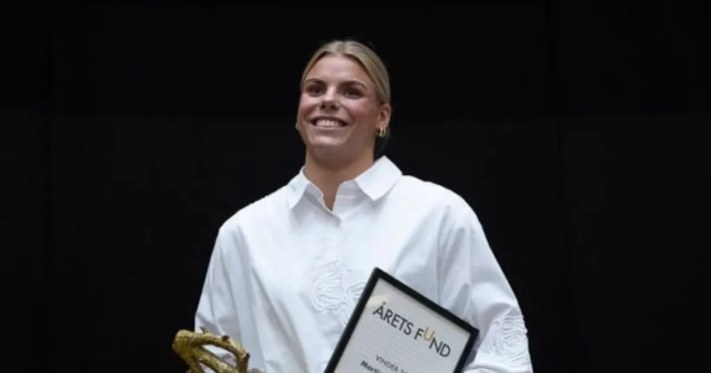 18-årig svømmer får Danmarks ældste idrætspris: Martine Damborg er Årets Fund 2025